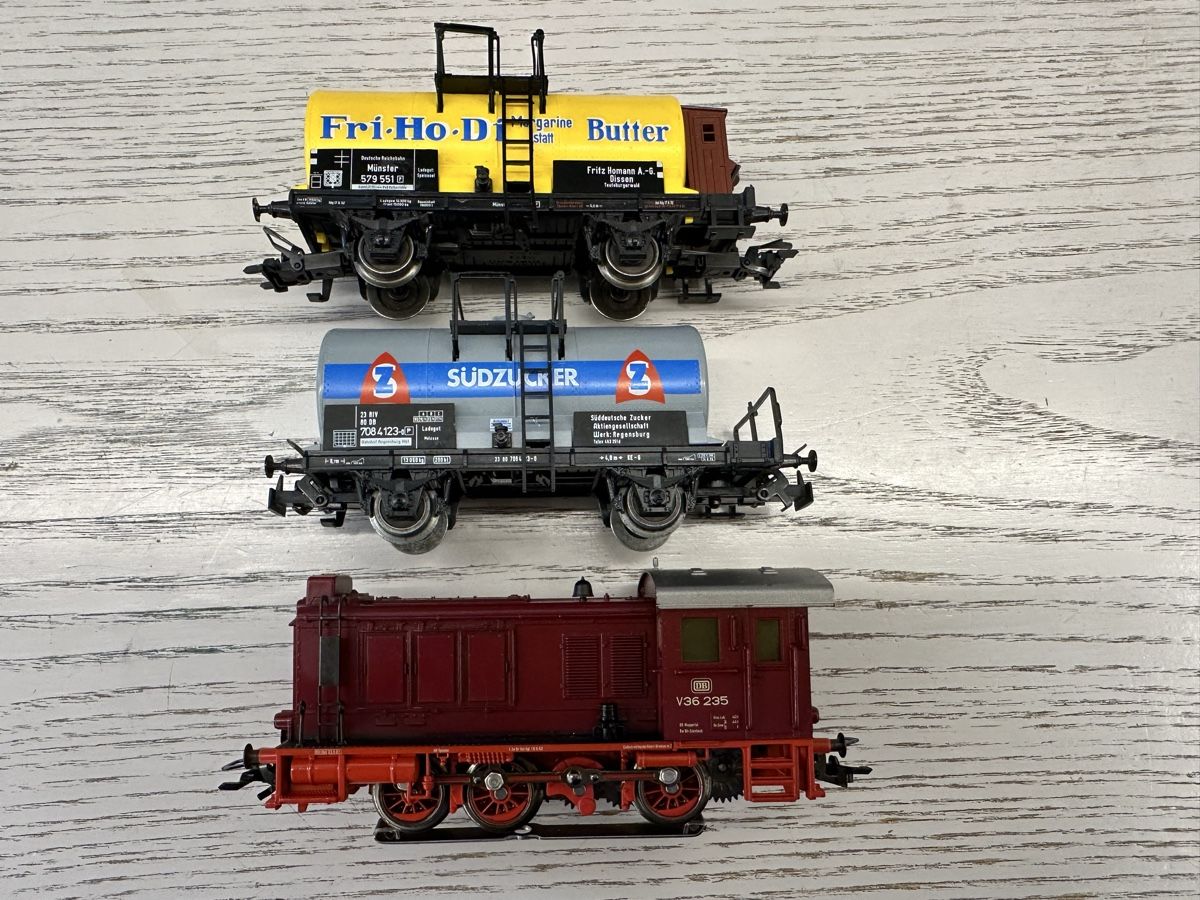 Märklin Modelleisenbahnen: Märklin 3446 DB V36 digital Güterzug – Gebraucht aus Lupsingen von New-Haven 2