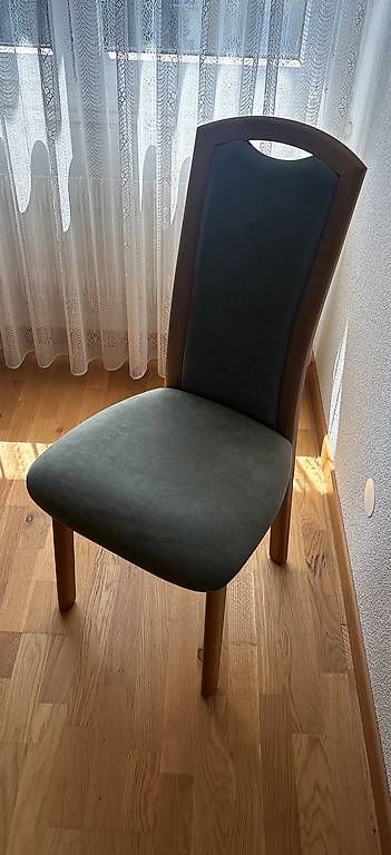 Tables: Ausziehtisch mit 6 Stühlen – D'occasion à Urdorf par Rauber13
