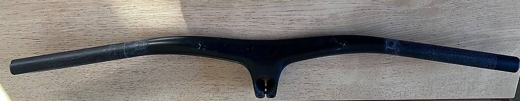 Pièces détachées: Guidon syncros monobloc – D'occasion à Charmey (Gruyère) par luc_6xzp
