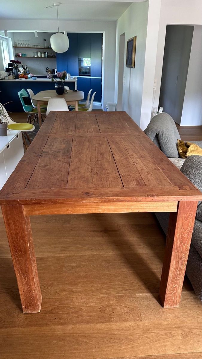 Tavoli: Massiv Teak Holz Esstisch – Usato da Gattikon venduto da puddy-toad
