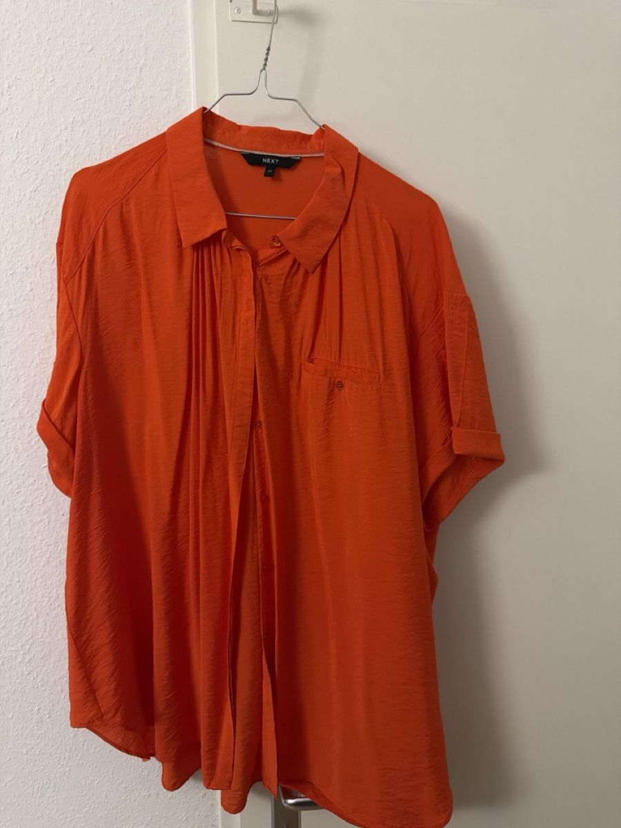 Next Blusen: Chemisier orange Next taille 48 bon état – Gebraucht aus Châtelaine von Diogo.138
