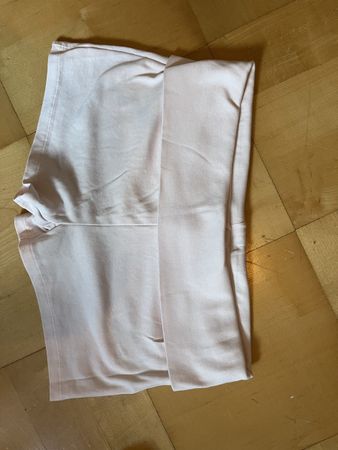 Kurze Hose Gina Tricot rosa Grösse M guter Zustand