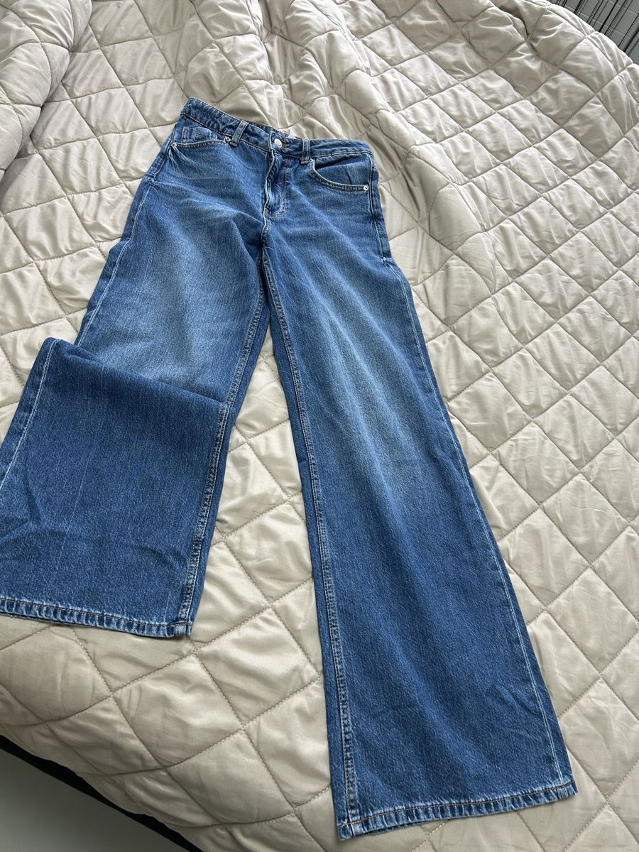Jeans: Jeans – Neuf (Voir description) à Staad SG par cla_q9nm