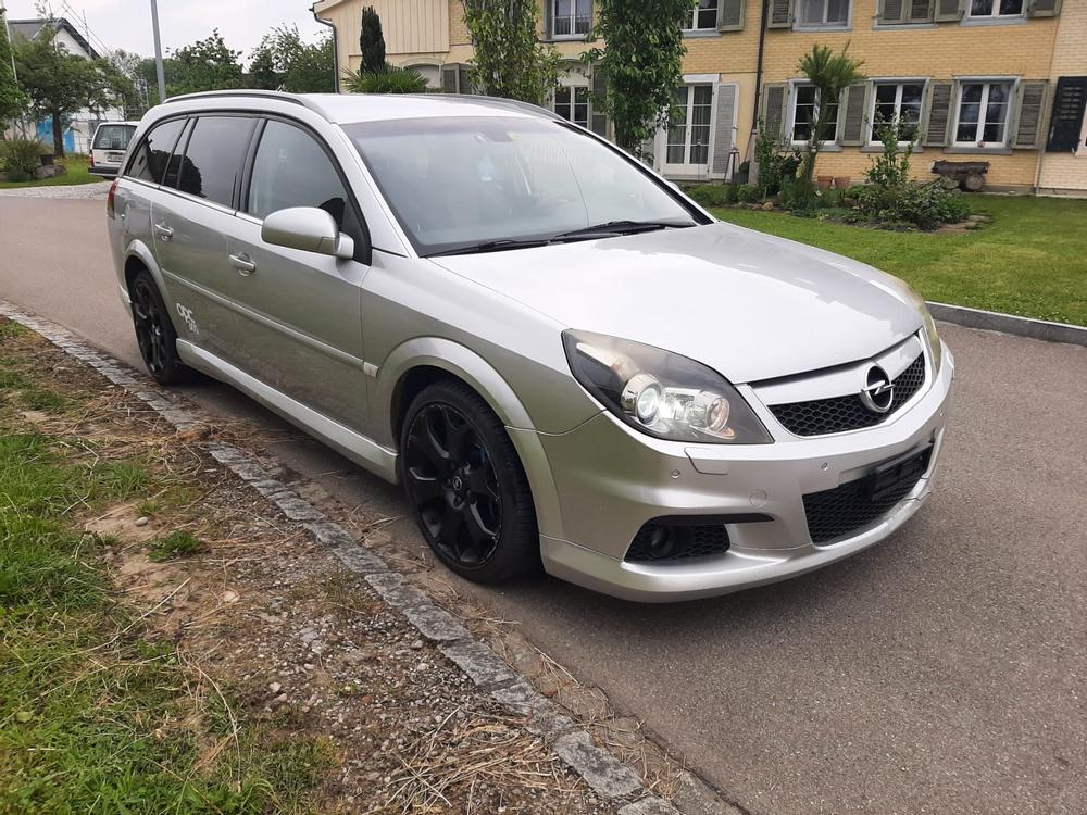 Opel Vectra 2.8T OPC