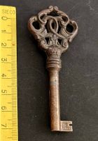 Antiker Zierschlüssel 8 cm Länge Metall