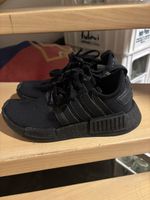 Neuwertige Adidas Turnschuhe Gr 36 2/3