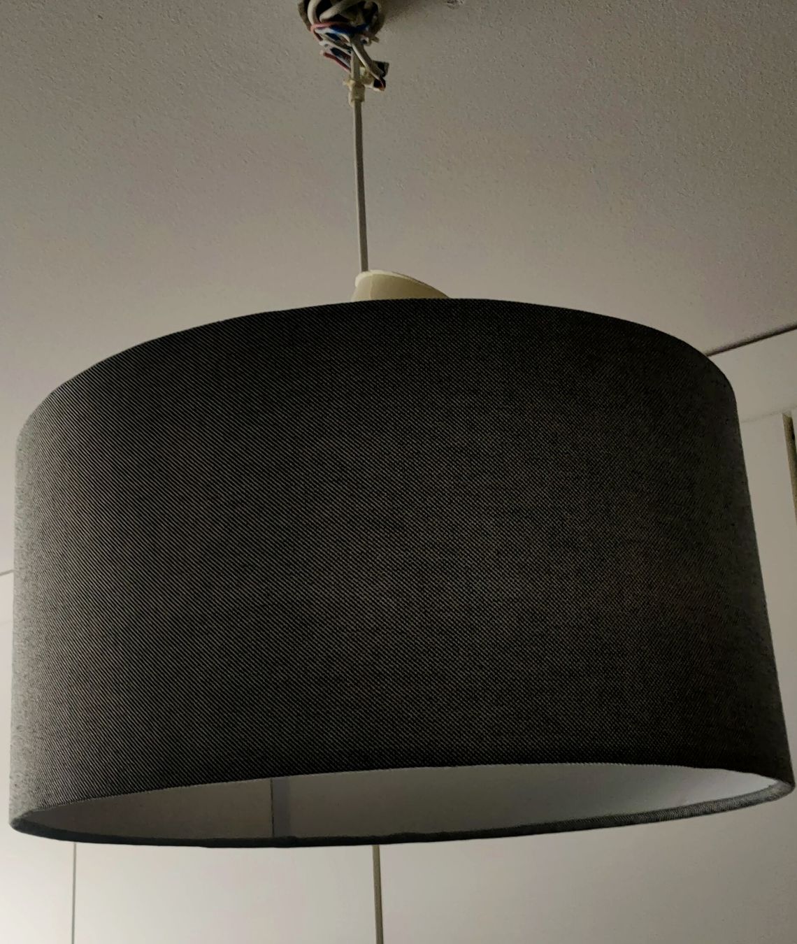 Lampadari & plafoniere: Hängelampe rund Stoffschirm grau – Usato da Unterägeri venduto da PaF_592 1