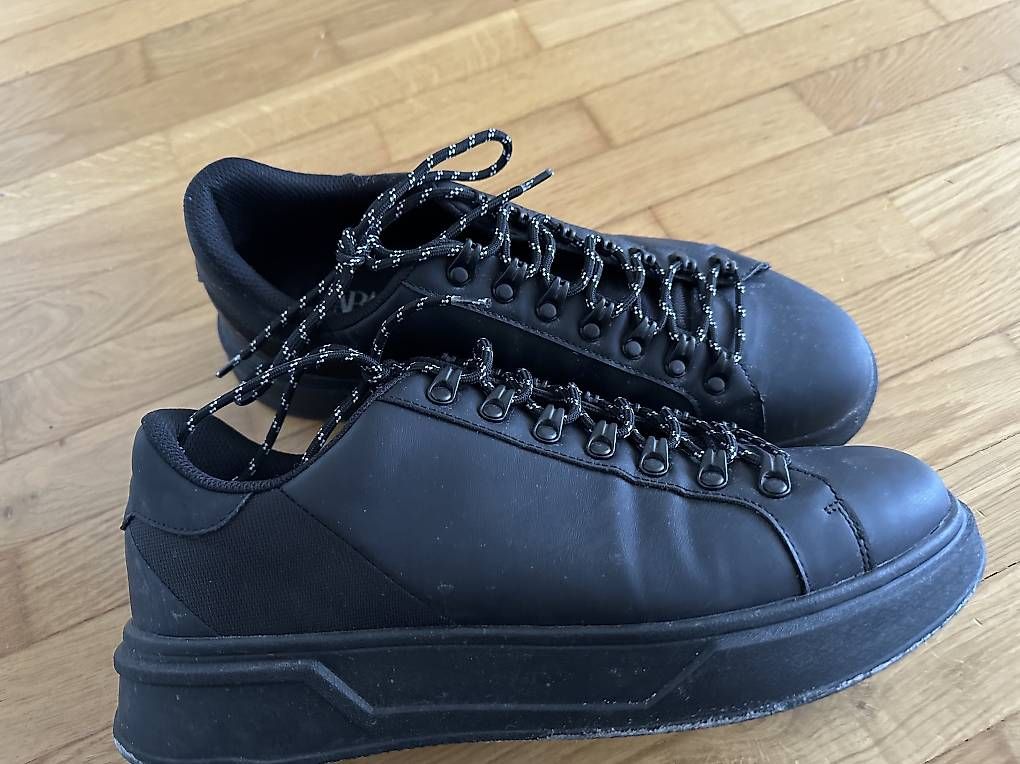 Scarpe da uomo: Zara Schuhe 44 – Usato da Abtwil SG venduto da leon-77 1