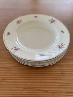 Winter: 4 Speiseteller, Suppenteller mit Rosenmuster,vintage
