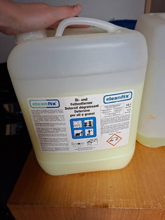 Alle Maschinen: Kärcher Professional Scheuersaugmaschine  – Gebraucht aus Einsiedeln von AnikaG. 2