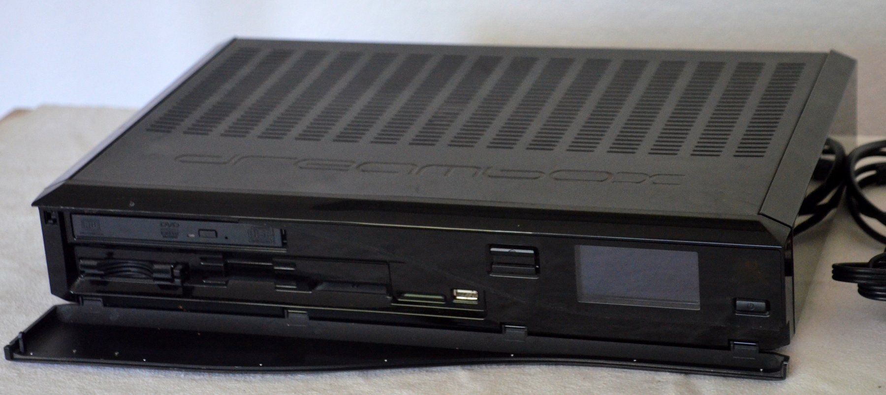 Ricevitori: DreamBox DM8000  1TB + DVD Tuner Sat. – Usato da Collonges venduto da arashee 3