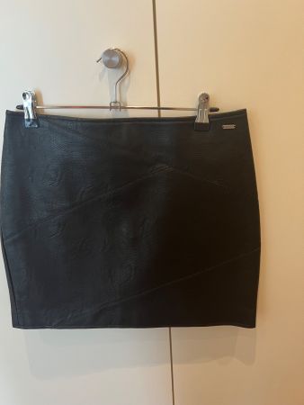 Pepe Jeans Leder Minirock, Grösse S, schwarz