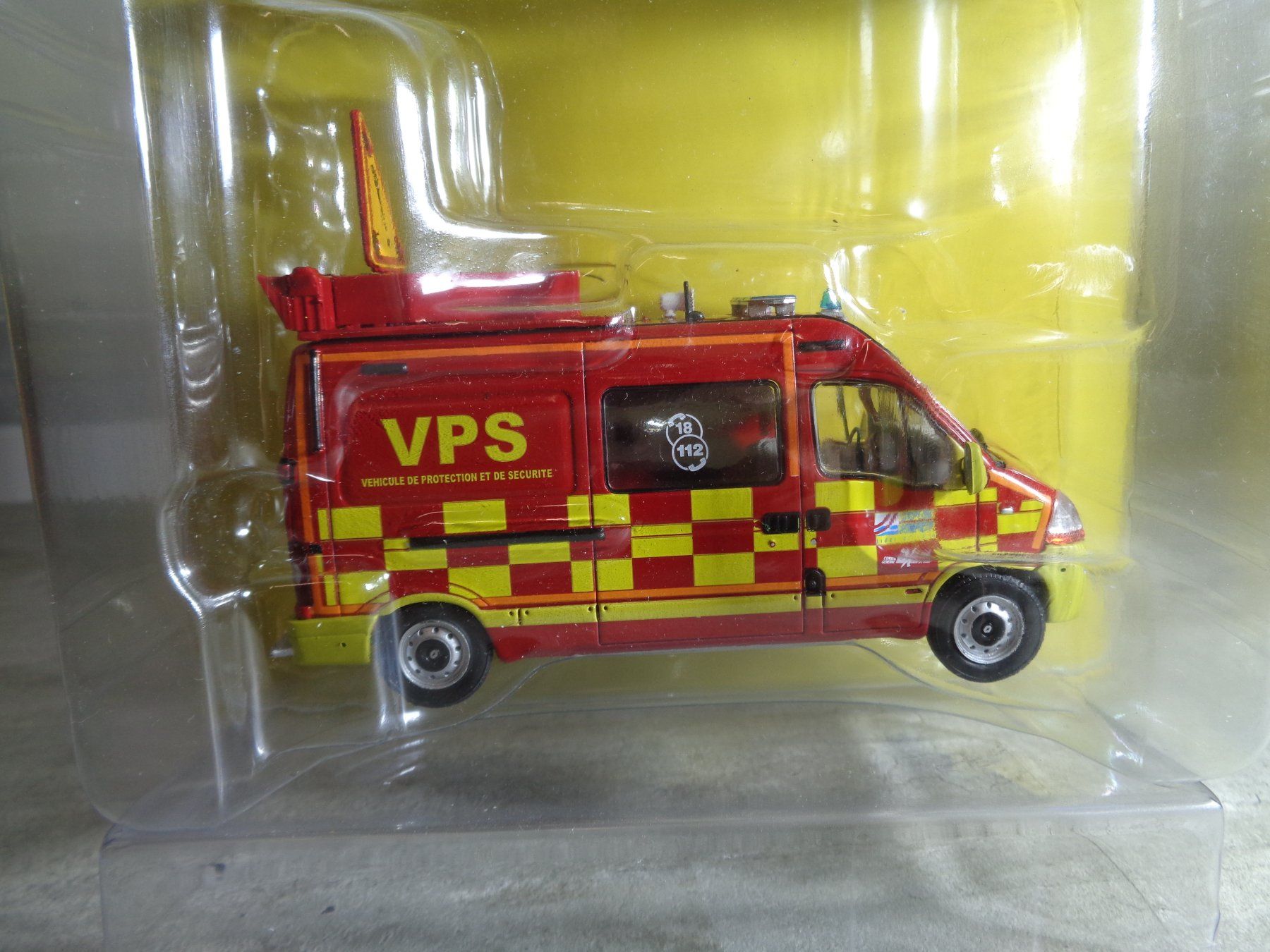 Renault Modellini d'auto: Hachette 1:43 Pompier Renault Master II – Nuovo e nell'imballaggio originale da Reconvilier venduto da rallycar 1