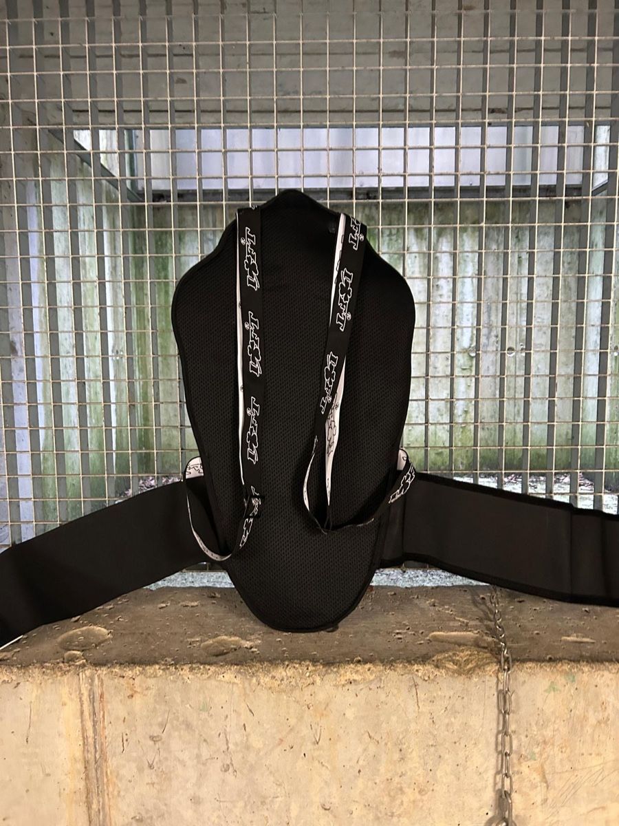 Protezioni & Imbottiture: Leftlane Back Protector – Nuovo (secondo la descrizione) da Opfikon venduto da jam_7b67 1