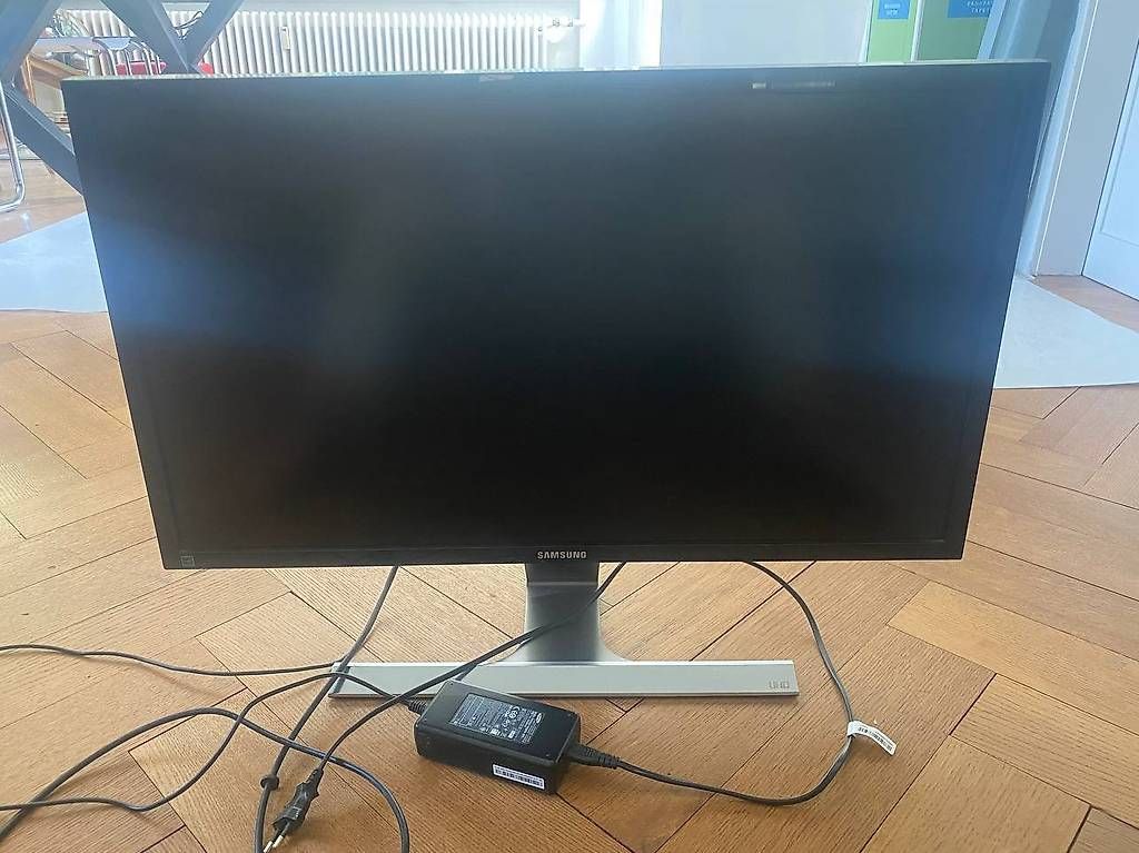 Samsung Monitore: Samsung Bildschirm U28D590D – Gebraucht aus Bern von sarah1236