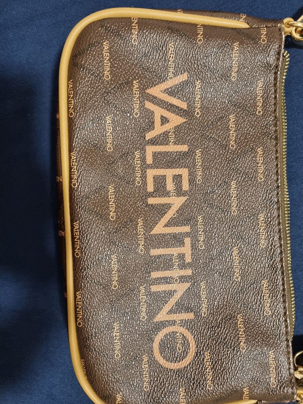 Valentino Borse da donna: Valentino Tasche – Usato da Hochdorf venduto da Isa.9944 1