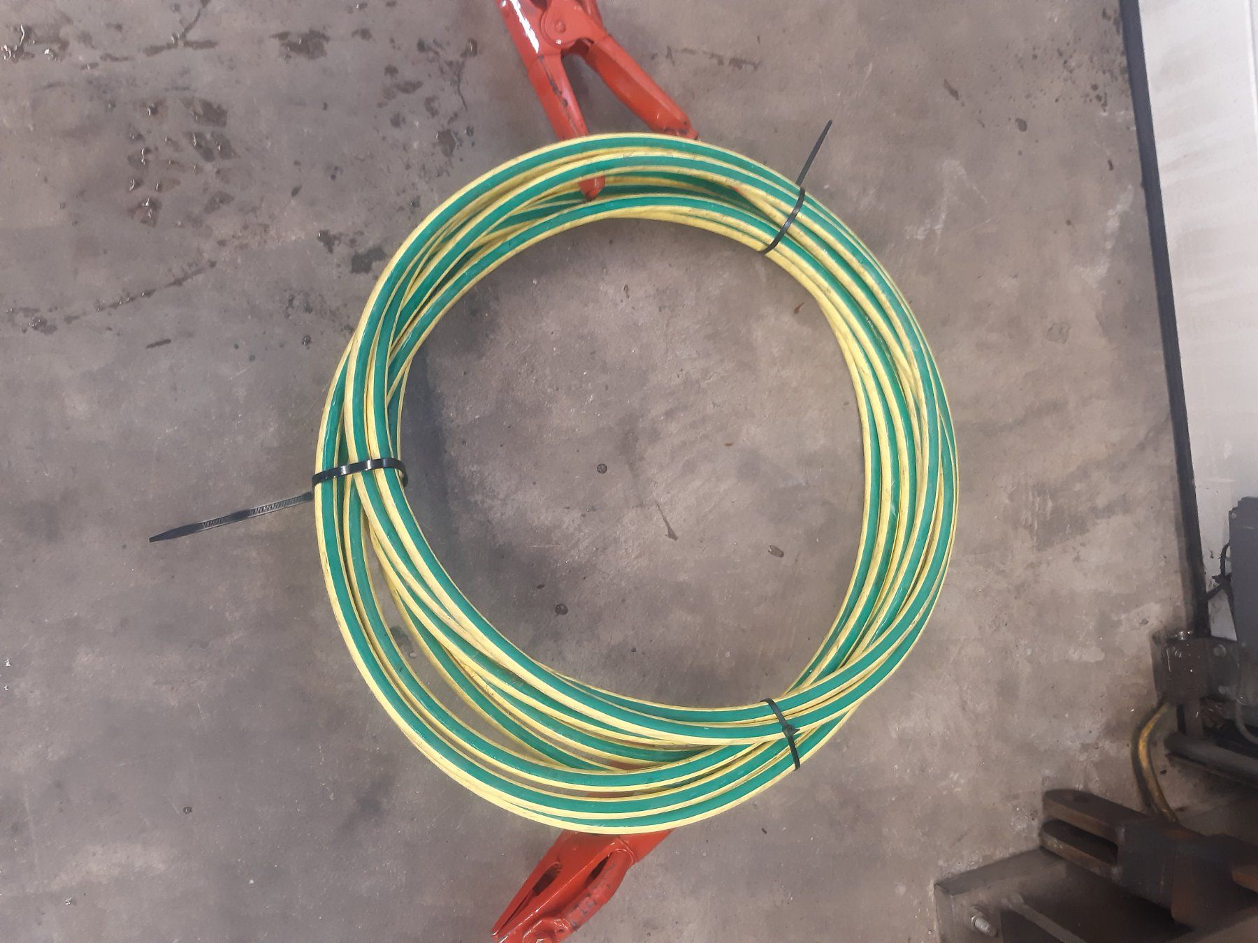 Kabel: Erdungskabel – Gebraucht aus Rothenthurm von biberegger 1