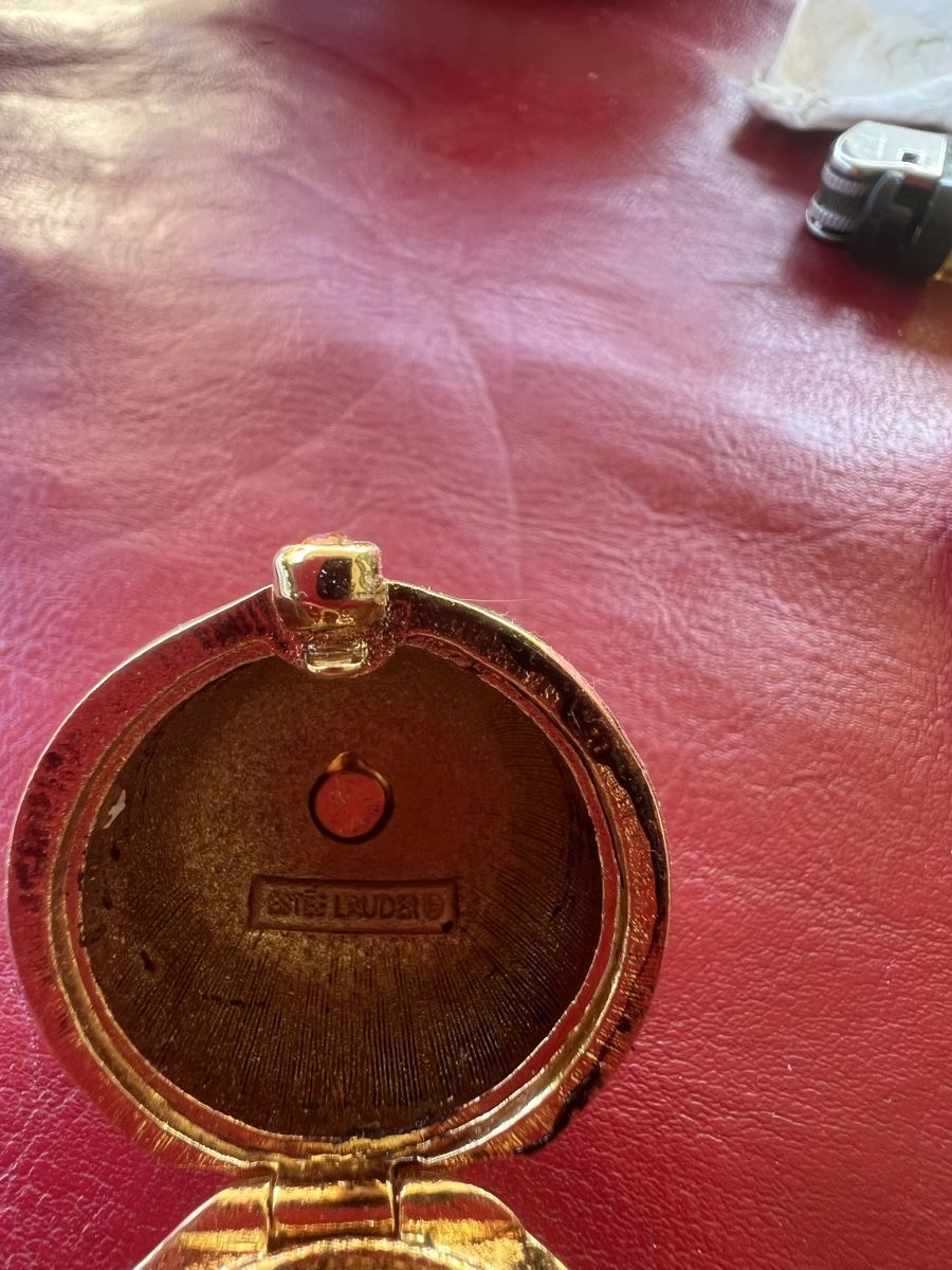 Estée Lauder Parfum & Eau de Toilette: Estee Lauder Knowing Solid Perfume Pineapple – Gebraucht aus Wettingen von sauna67 4