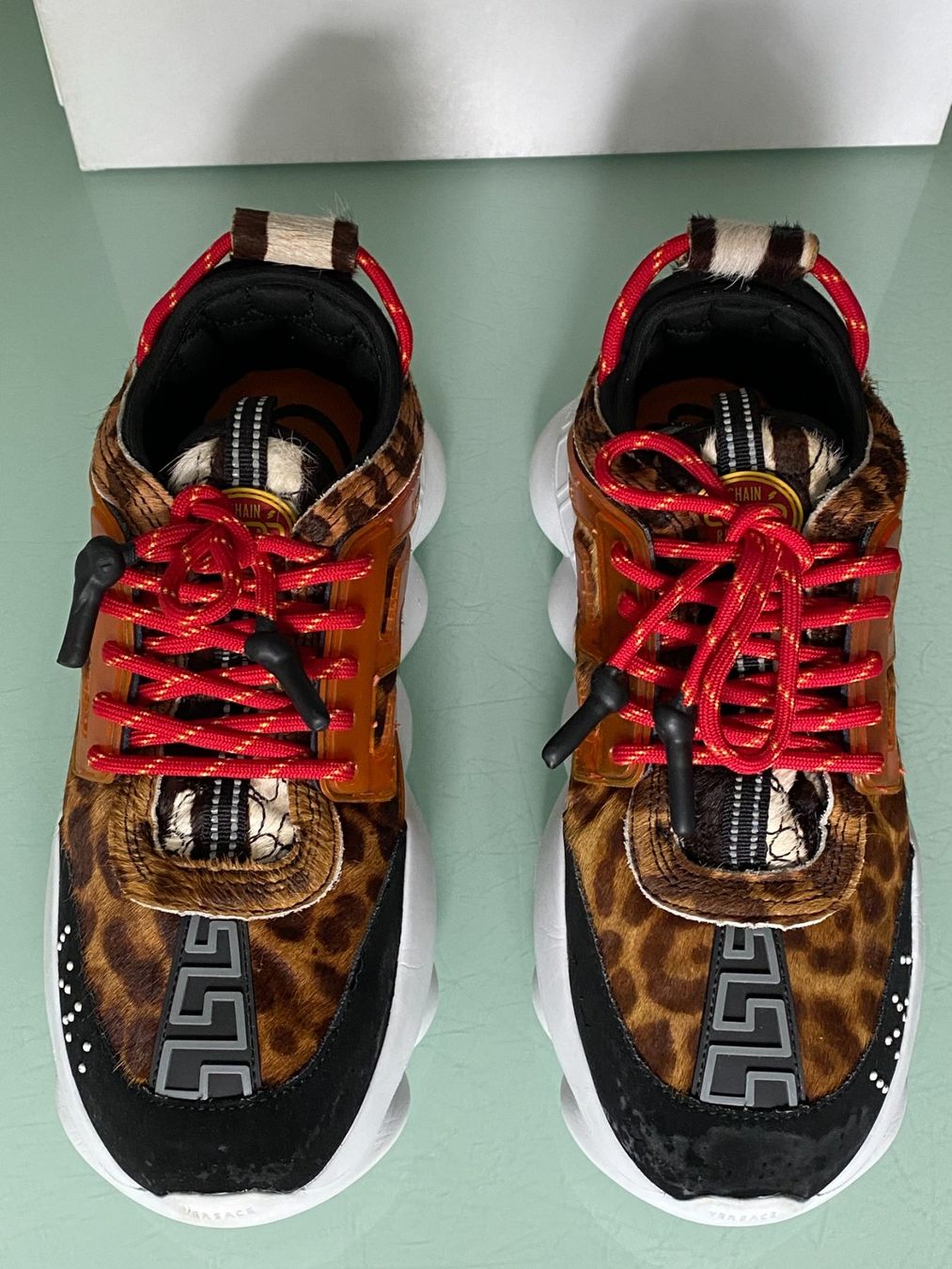 Versace Scarpe da uomo: VERSACE Chain Reacton Runner Pony Leder Low Top Sneakers 42 – Usato da Kreuzlingen venduto da Selliton 6