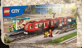 LEGO City 60423 STRASSENBAHN mit Haltestelle NEU ungeöffnet