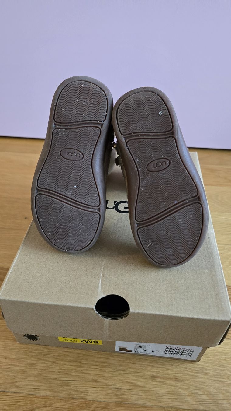 Schuhe für Mädchen: UGG Boots,  Gr. 25 ❄️ – Gebraucht aus Zug von zebbra192 5