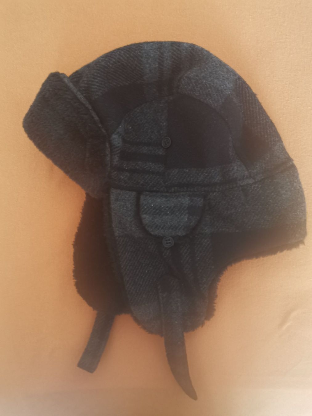 Hüte, Mützen & Caps: Bonnet à oreillettes tombantes – Gebraucht aus Courtepin von Fin_dj7p 1