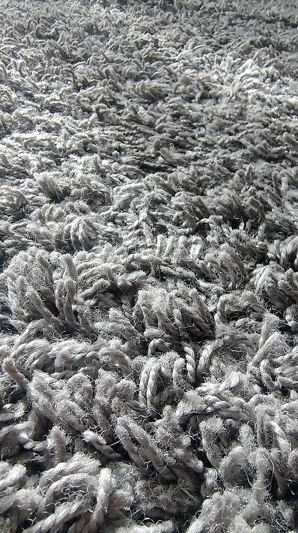Tappeti: Tapis à poils longs gris – Usato da Genève venduto da LauraB 1