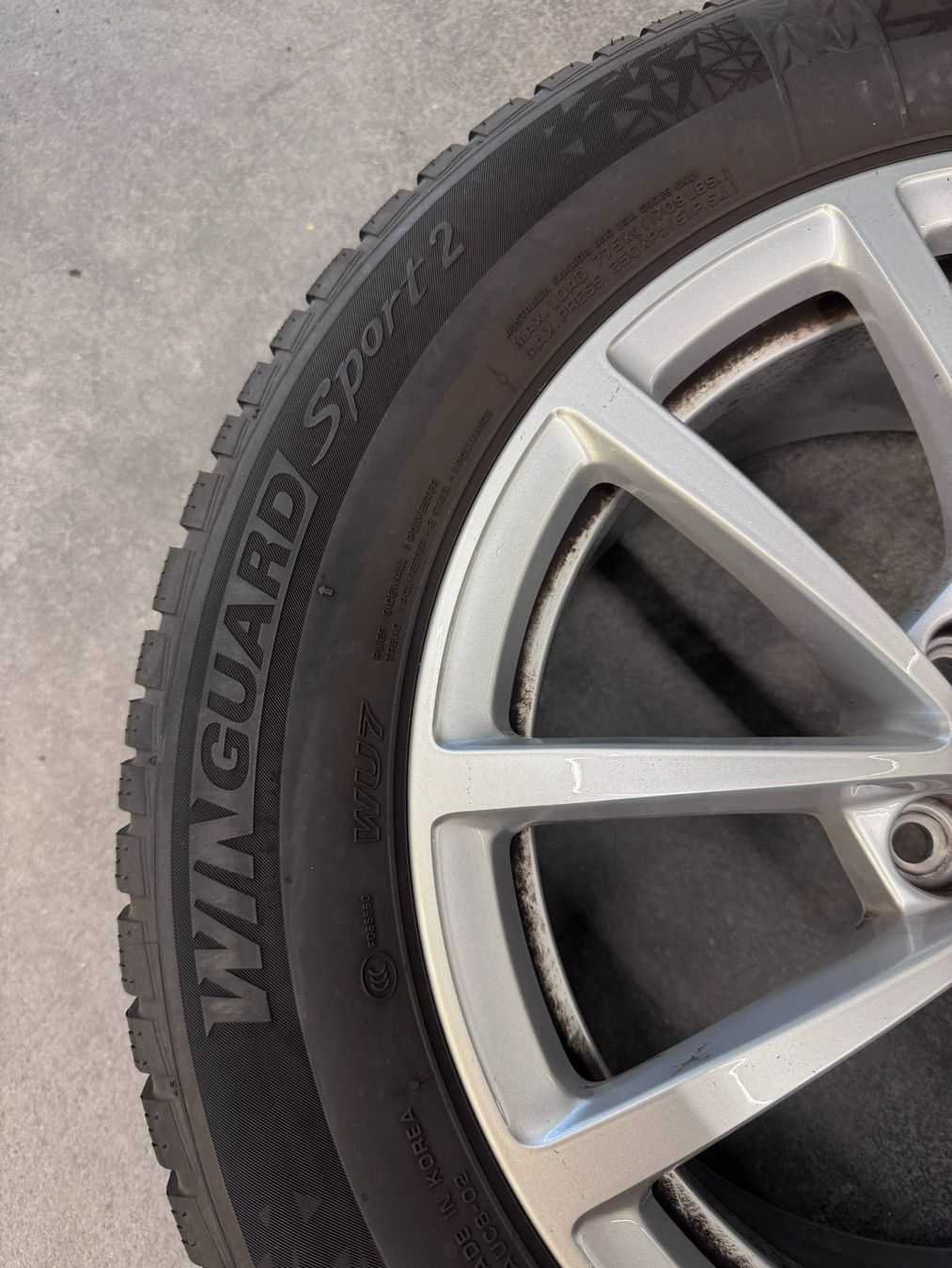 Audi Pneus & Kompletträder: Originale Audi A6 Winterkompletträder 17" – Gebraucht aus Arbon von mei_6xbn 1