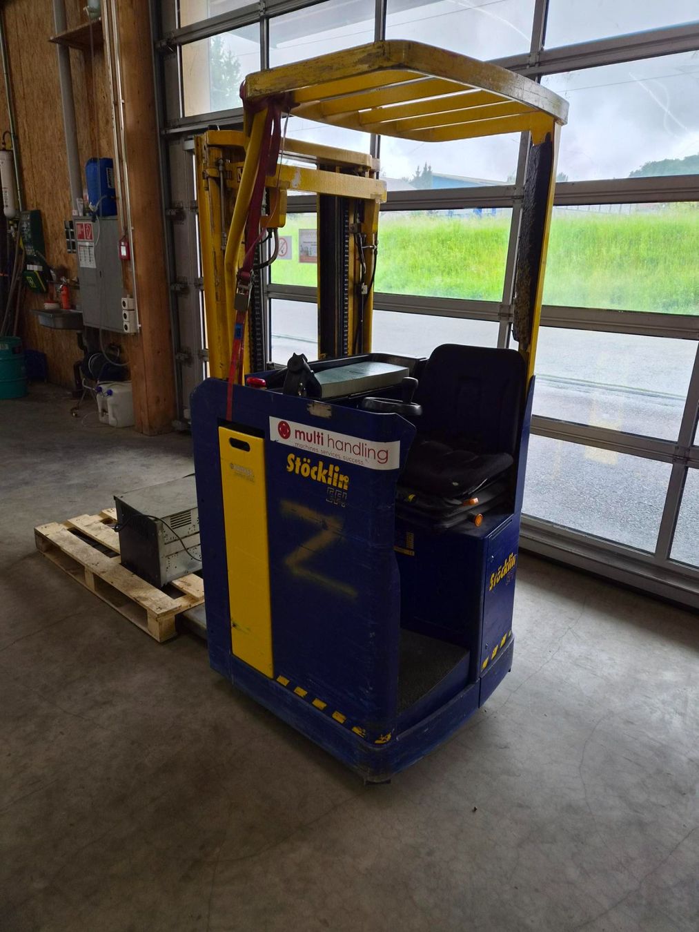 Stöcklin Carrelli elevatori e a forche: Stöcklin Quersitzstapler Elektro – Usato da Roggwil BE venduto da MH2020 1