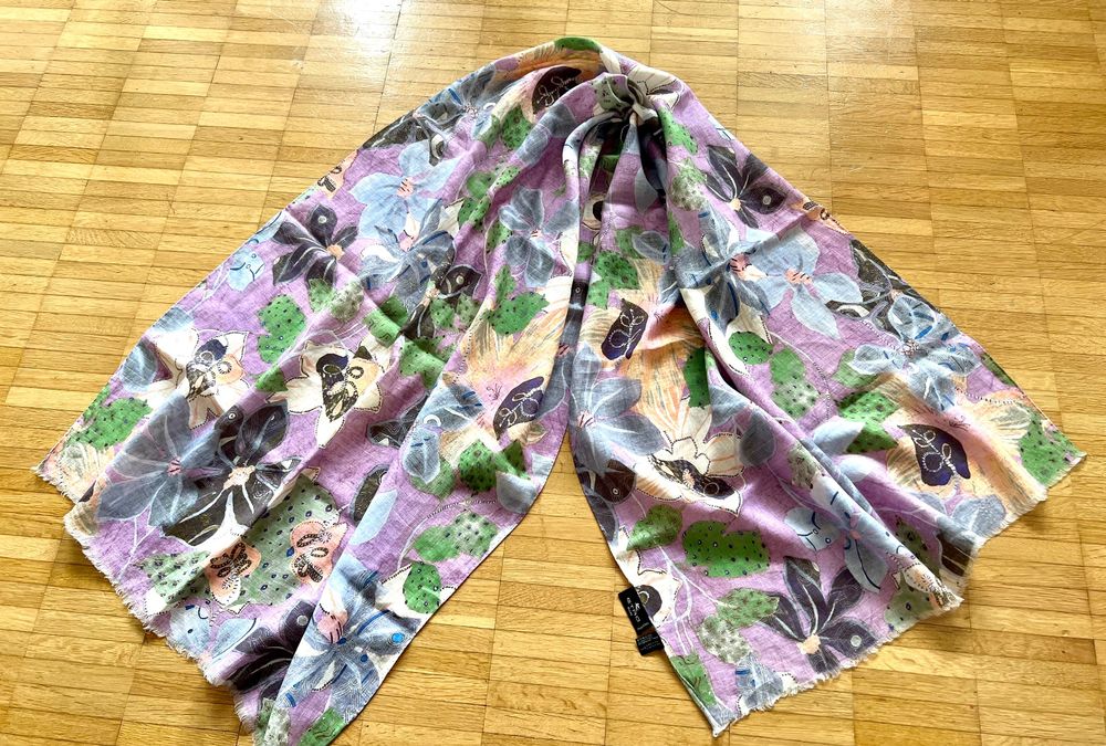 Foulard Vintage FIORIO MILANO En Soie Ourlée Main - Motif Perroquets Tropical - 82x87 Cm - Occasion