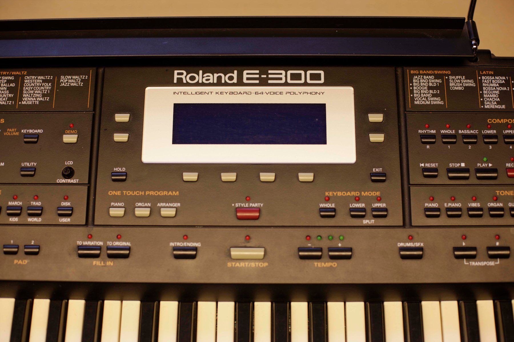 Roland Strumenti musicali: Intelligent Keyboard 64 Voice Polyphony – Usato da Pieterlen venduto da Perlesperles 3