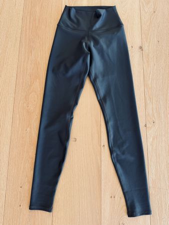 ALO Yoga Airlift Leggins dunkelgrau Grösse XS