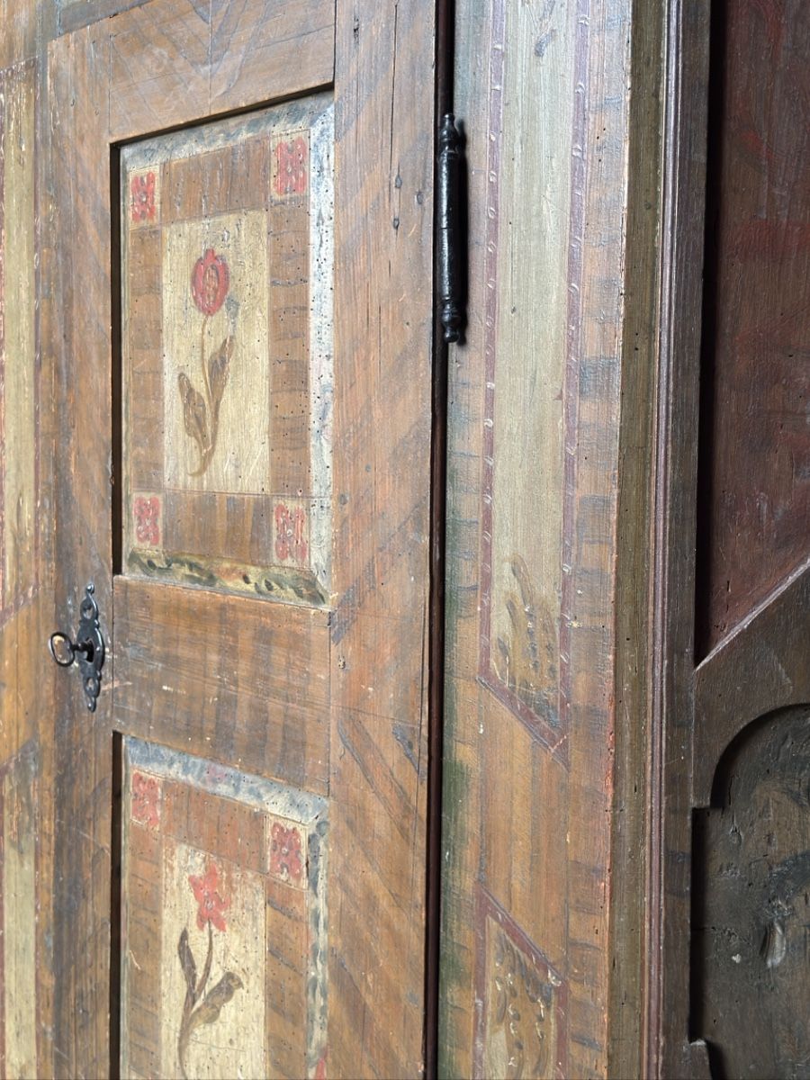 Armadi: Antiker Schrank – Usato da Zürich venduto da El-Ga 1