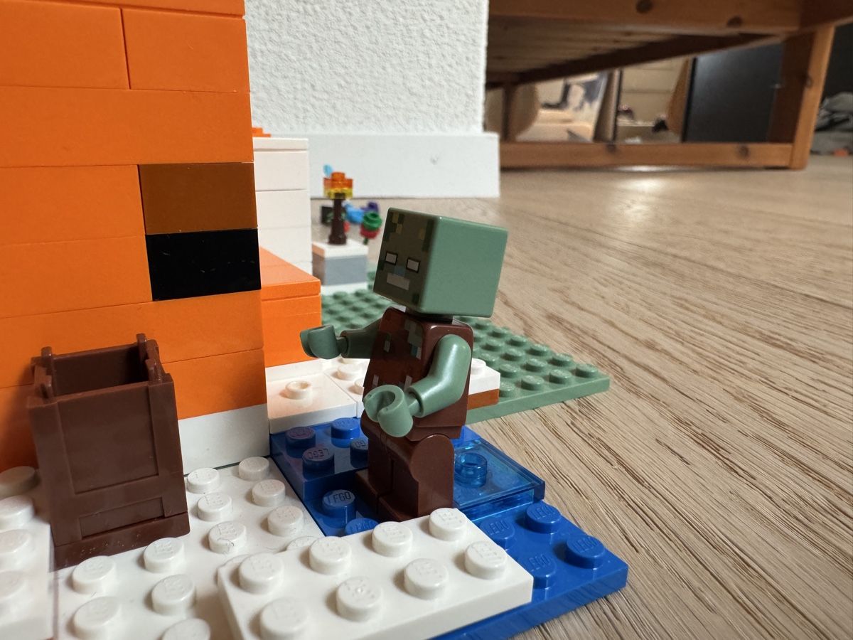 Lego Spielzeuge: Die Fuchs Lodge Lego Minecraft 21178 – Gebraucht aus Steffisburg von shopmanager 6