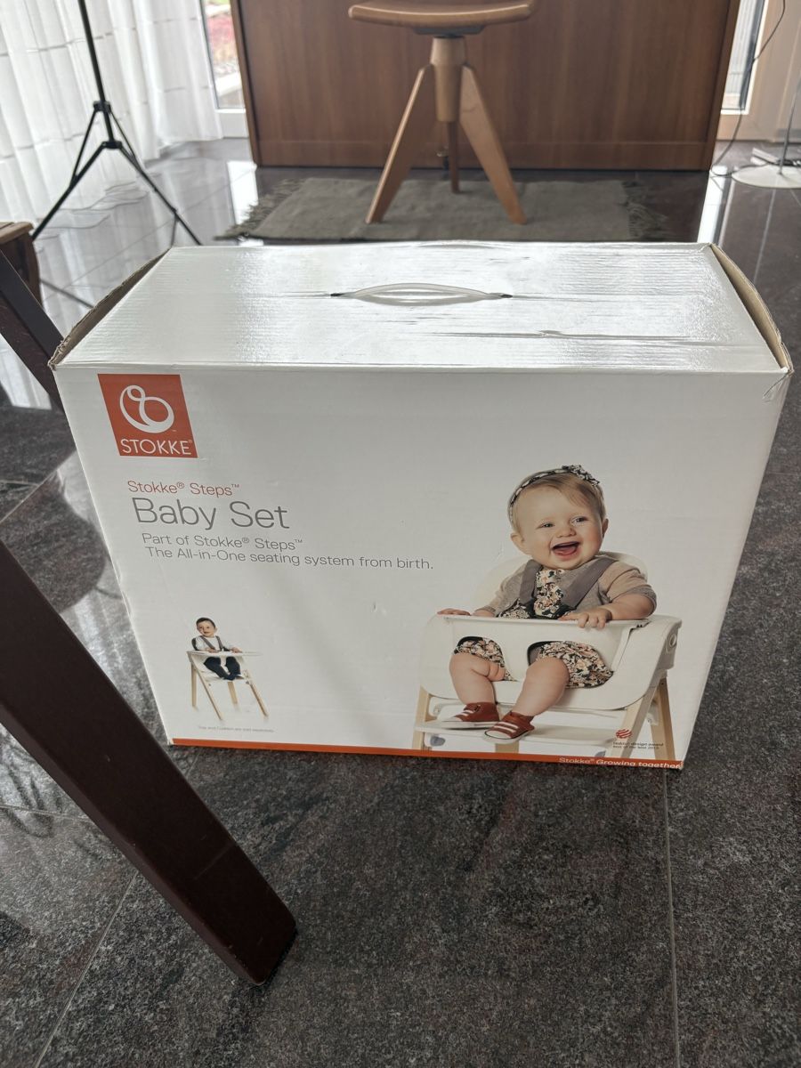 Stokke Seggioloni: Stokke Kinderstuhl mit Baby Set – Usato da Wittenbach venduto da kramerei.vanessa 2