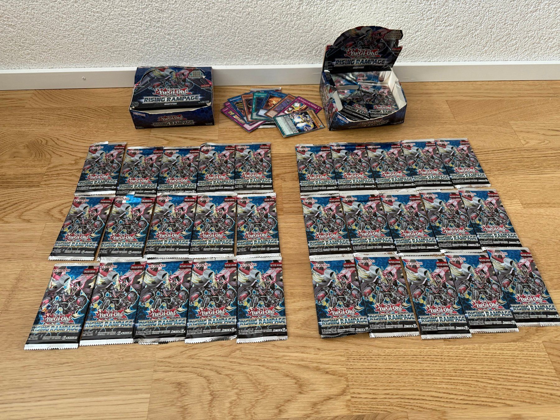Yugioh Carte collezionabili: Yu-Gi-Oh! Rising Rampage Booster Display + Einzelkarten – Usato da Spiegel b. Bern venduto da BeyondBenefit