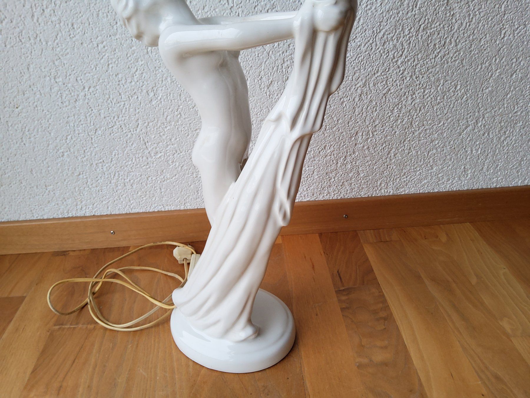 Lampen: Superbe lampe de table style Art Déco  – Gebraucht aus Malleray von Broc-Mo 6