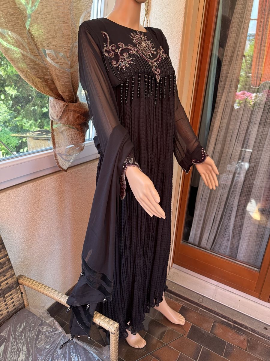 Kleider: – Elegantes Chiffon-Kleid in Grösse M – Neu und originalverpackt aus Murgenthal von mah_vy9v 4