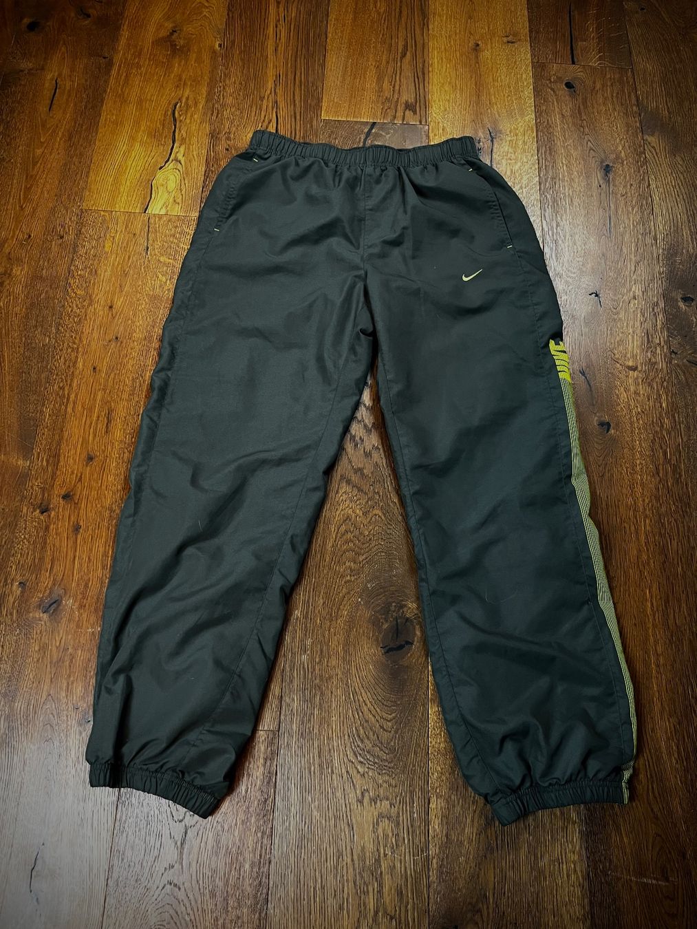 Nike Pantaloni: Nike Trainingshosen – Usato da Lindau venduto da KT_Vintage
