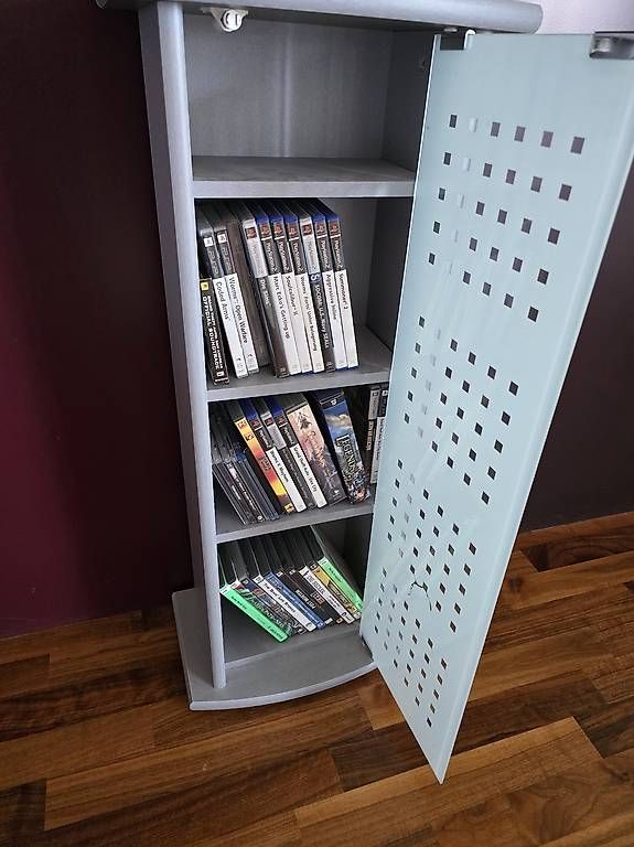 Regale: Möbel für CD/DVD/Games – Gebraucht aus Diepoldsau von Borgon 1