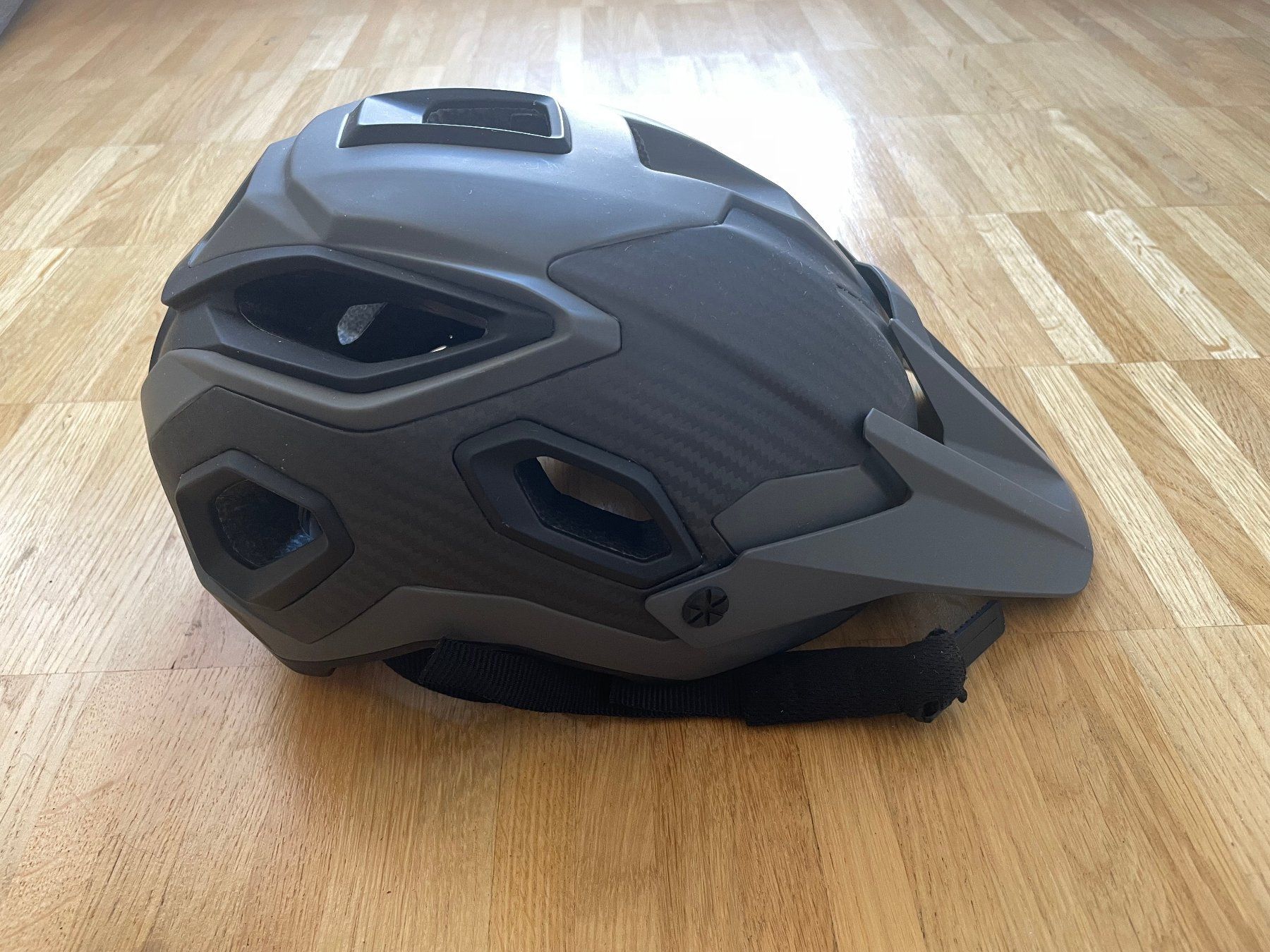 Caschi: Alpina Sports Rootage 52 - 57cm – Nuovo (secondo la descrizione) da Bern venduto da Leer.gut