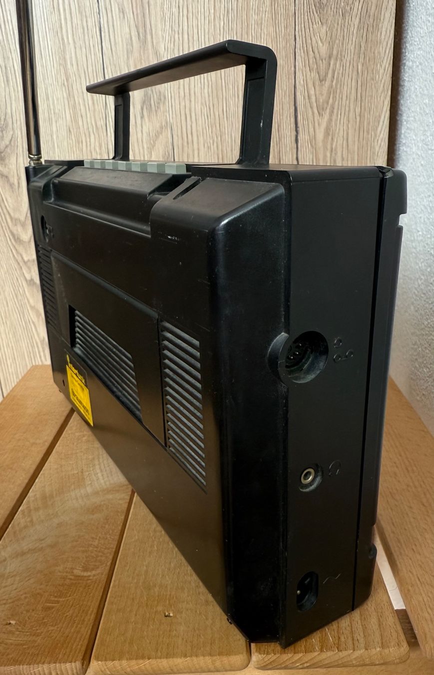 Radio: Grundig Satellit 300 – Usato da Winterthur venduto da katalunk 3