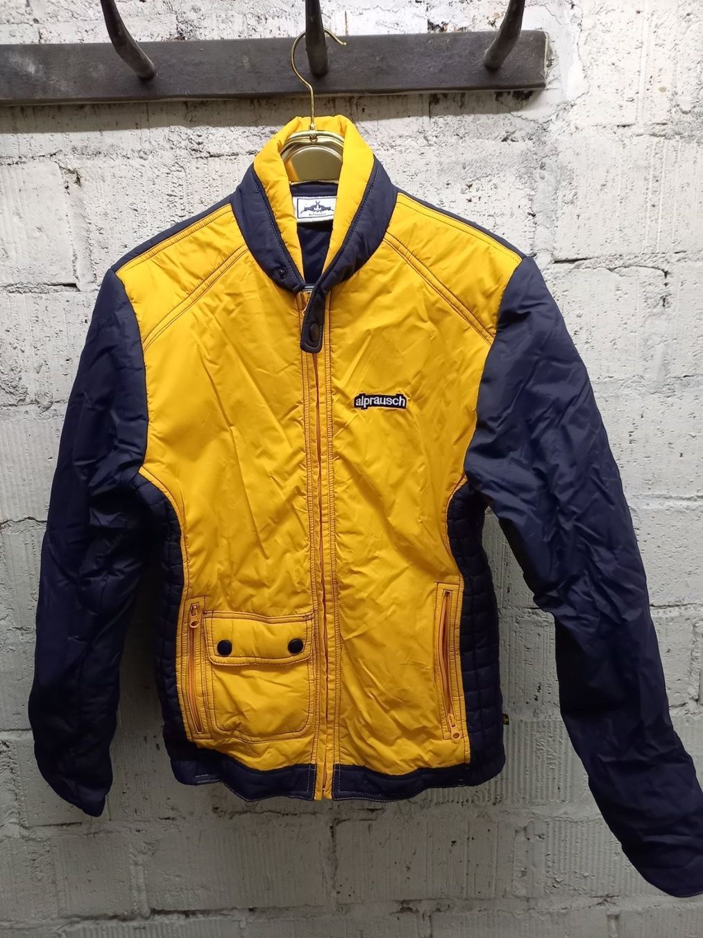 Alprausch Vestes: Alprausch Jacke oldskool – D'occasion à Zürich par oscarek