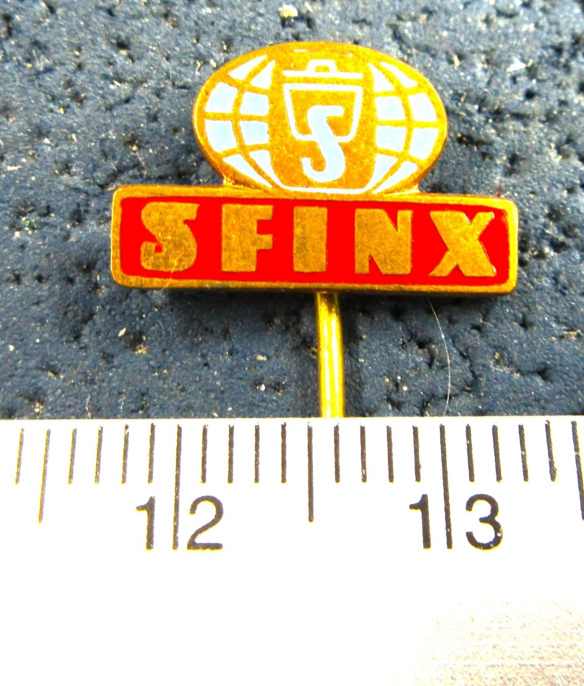 Placchette & Badge: SFINX TCHEQUE ANSTECKNADEL ENAMEL – Usato da Ettingen venduto da Hausi4711