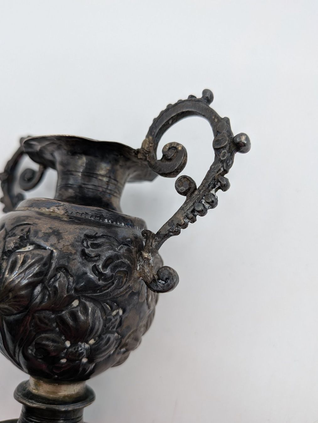 Vase & Récipients: Kleine Vase Silber oder versilbert – D'occasion à Emmen par magelan 3