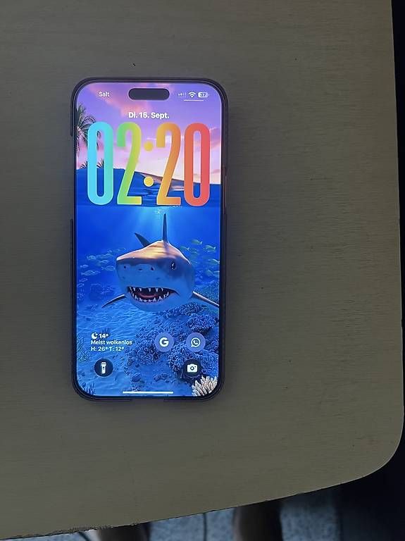 Telefoni cellulari / Smartphones: iphon 17 pro max orange 2 trbyt – Usato da Nendeln venduto da Uenmus