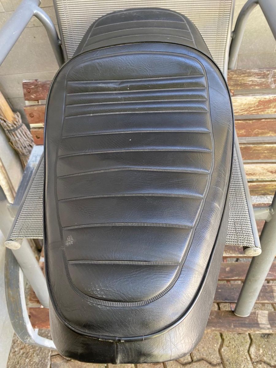 Tutti i ricambio per moto: Originaler Jamaha Sattel aus Leder – Usato da Rüti ZH venduto da golfvolketswil 2