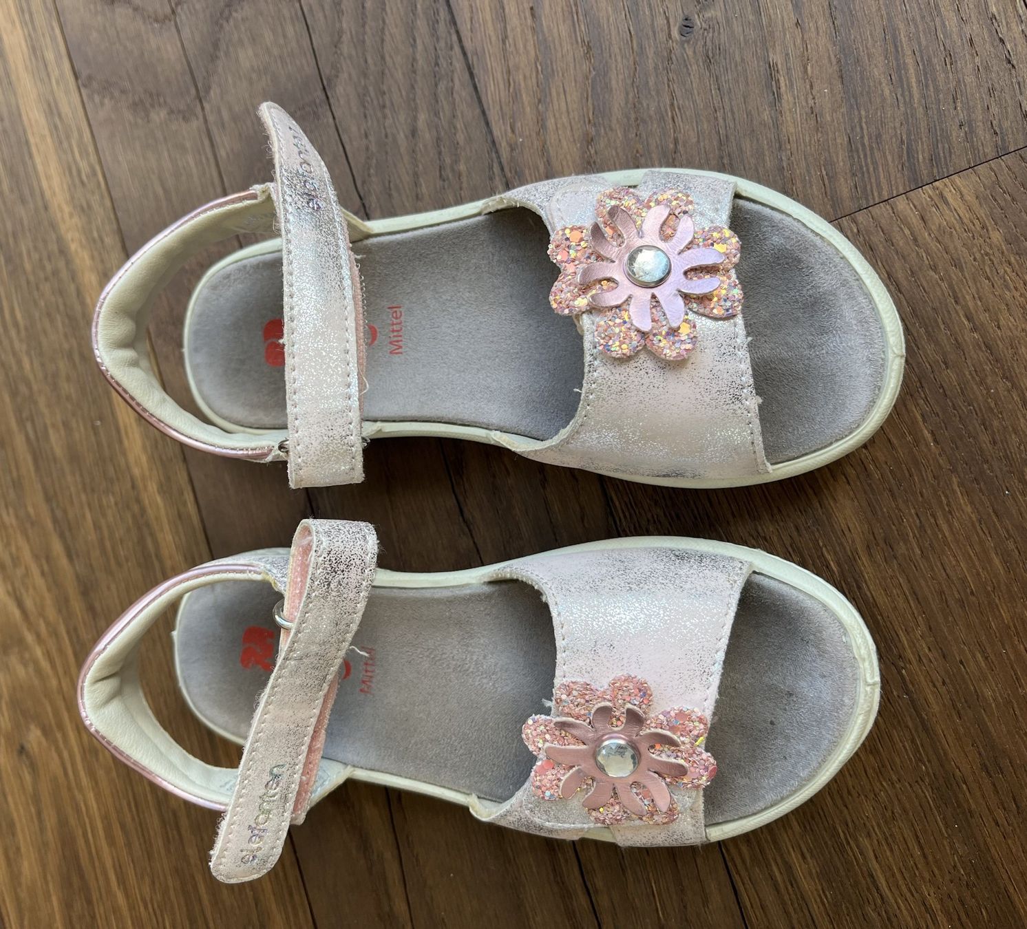 Elefanten Schuhe für Mädchen: Sandalen Elefanten Gr. 29, Leder Schuhe – Gebraucht aus Affoltern am Albis von Blackrhythm 4
