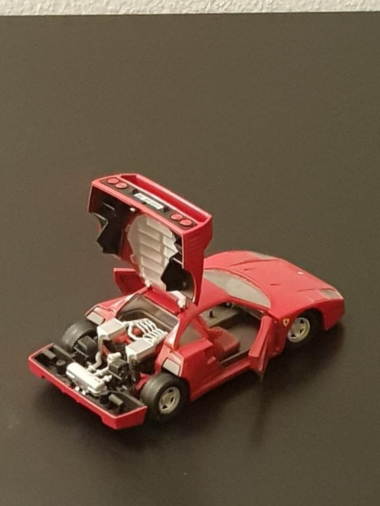Ferrari Modellini d'auto: Modellauto Ferrari F40 – Usato da Basel venduto da perfect-day 2