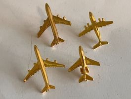 4 Pin Flugzeuge